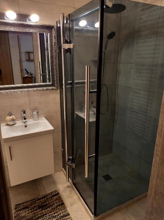 Apartament Green Park Starogard Gdański Exteriör bild